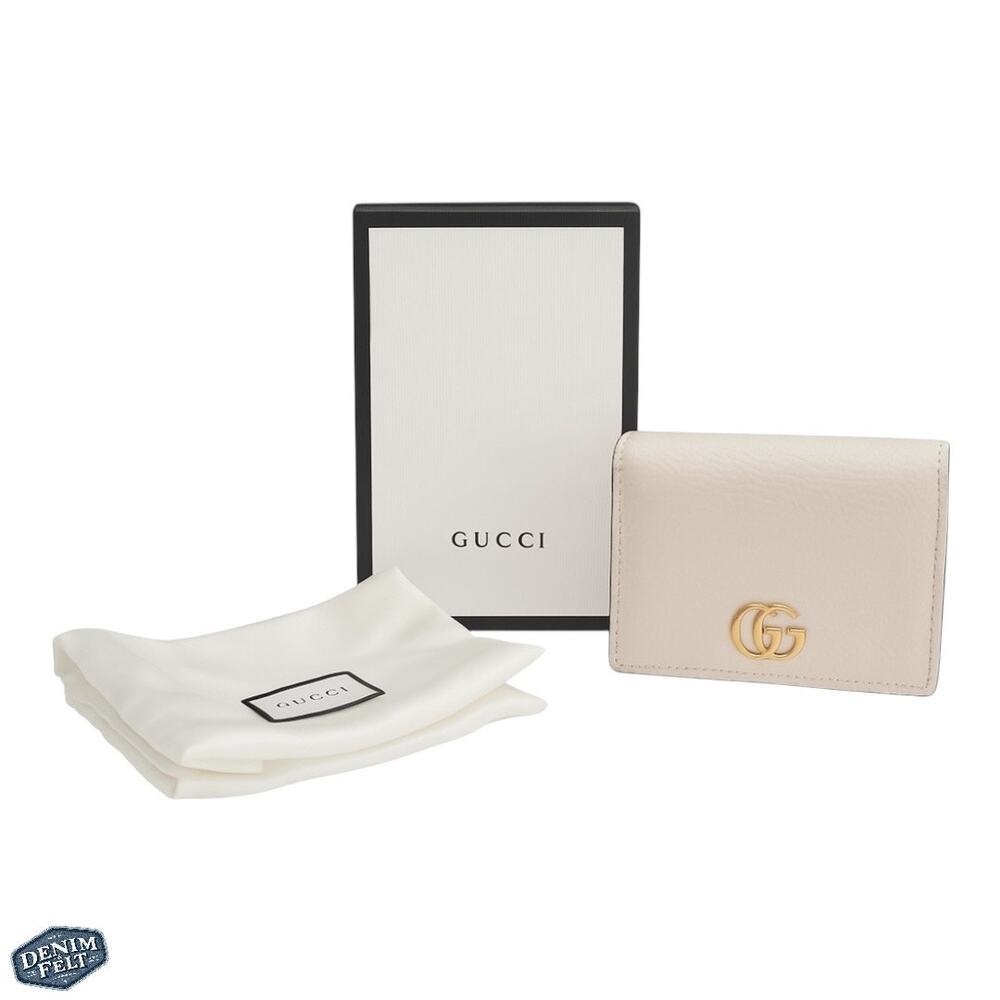 Gucci Marmont Mini Compact Wallet in White Pebbled Leather with Gold Double G‎